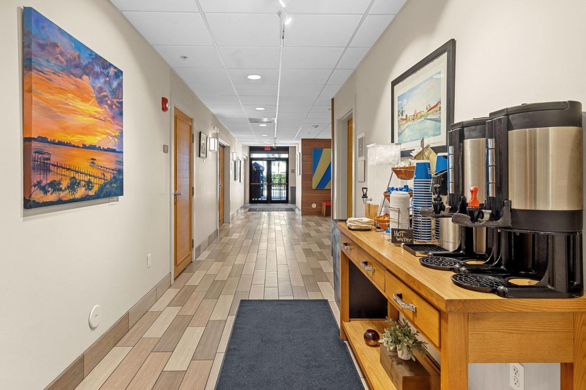 Four Points By Sheraton Punta Gorda Harborside Exterior photo
